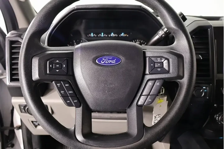 $20773 : Ford F-150 2020 4x2 XL 4dr S image 3