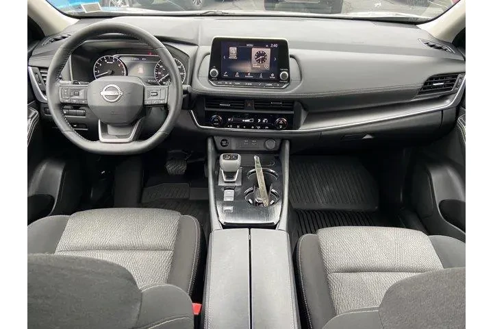 $22450 : Nissan Rogue 2025 SV 4dr Cro image 10