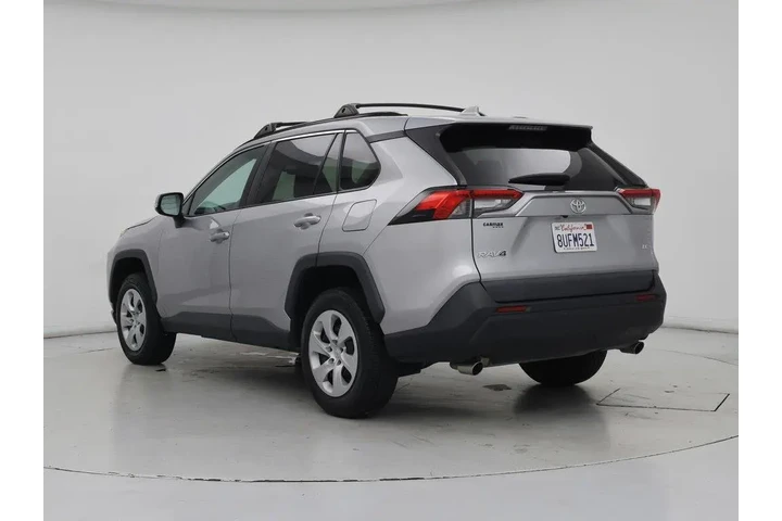 $26998 : Toyota RAV4 2021 LE 4dr SUV image 2