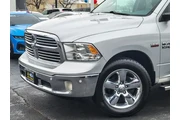 $23931 : Ram 1500 2017 4x4 SLT 4dr Cr thumbnail