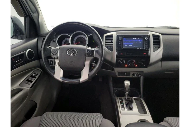 $28998 : Toyota Tacoma 2015 4x2 PreRu image 10