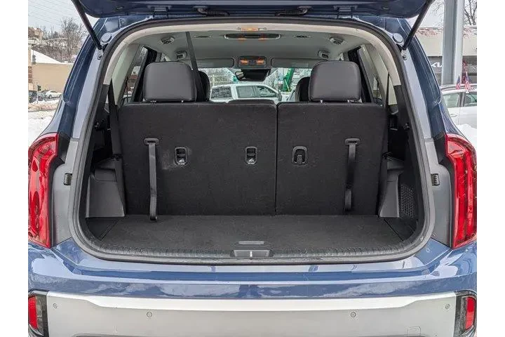 $33895 : Kia Telluride 2023 AWD S 4dr image 9