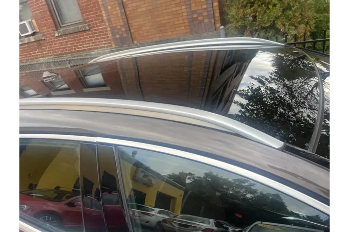 $14999 : 2017 INFINITI QX30 image 4