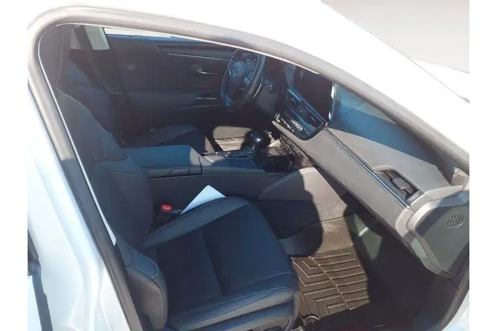 $28588 : Lexus ES 250 2022 AWD 4dr Se image 9
