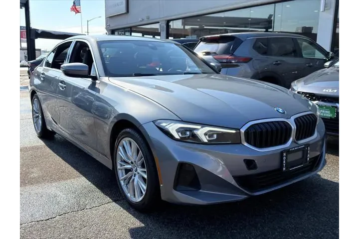 $27795 : BMW 3 Series 2024 AWD 330i x image 3