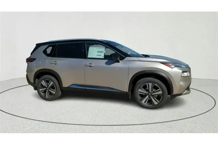 $30639 : Nissan Rogue 2023 AWD Platin image 8