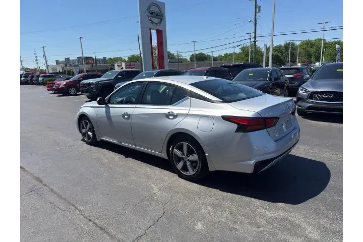 $15995 : Nissan Altima 2020 2.5 S 4dr image 6