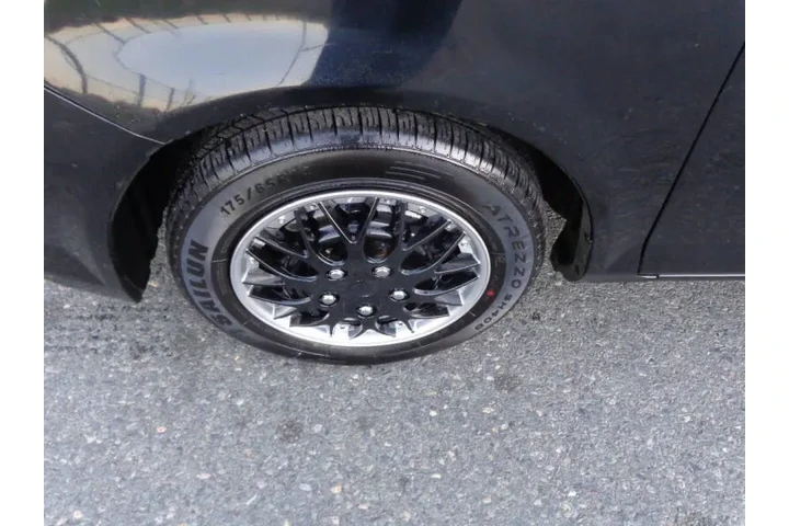 $5450 : 2008 Fit image 9