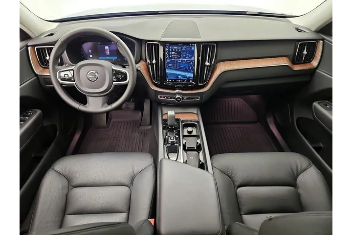 $37998 : Volvo XC60 2024 AWD B5 Plus image 9