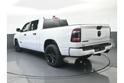 $39998 : Ram 1500 2023 4x2 Laramie 4d thumbnail
