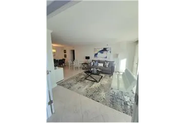 $4500 : Rental property with 2 bedro image 9