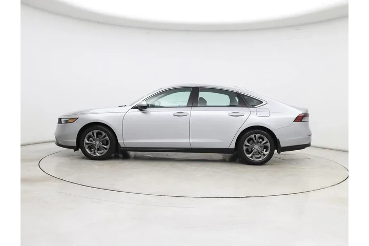 $25998 : Honda Accord 2023 EX 4dr Sed image 3