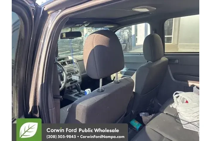 $6318 : Ford Escape 2012 AWD XLT 4dr image 7