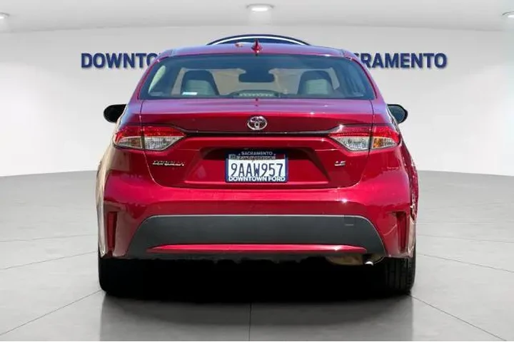 $20995 : Toyota Corolla 2022 LE 4dr S image 9