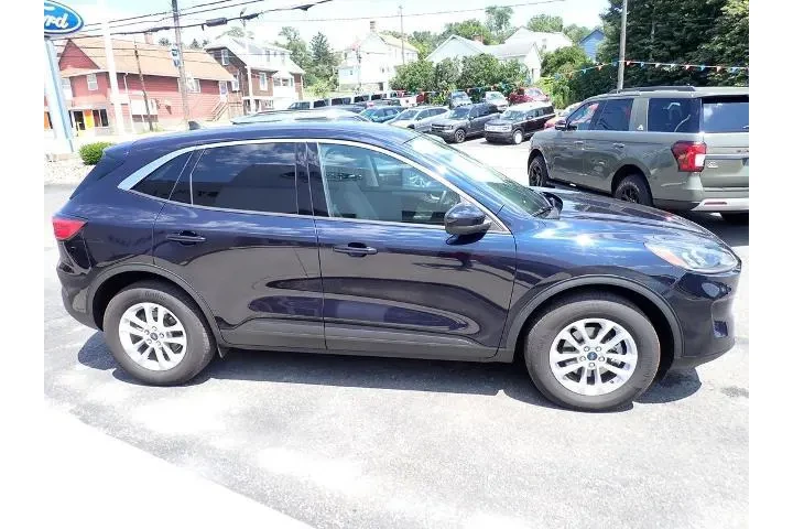 $22599 : Ford Escape 2021 AWD SE 4dr image 7