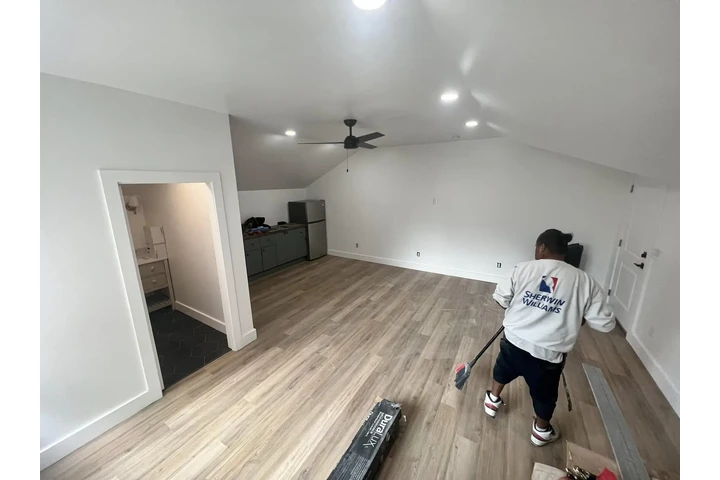 Cruztruction Renovation image 7