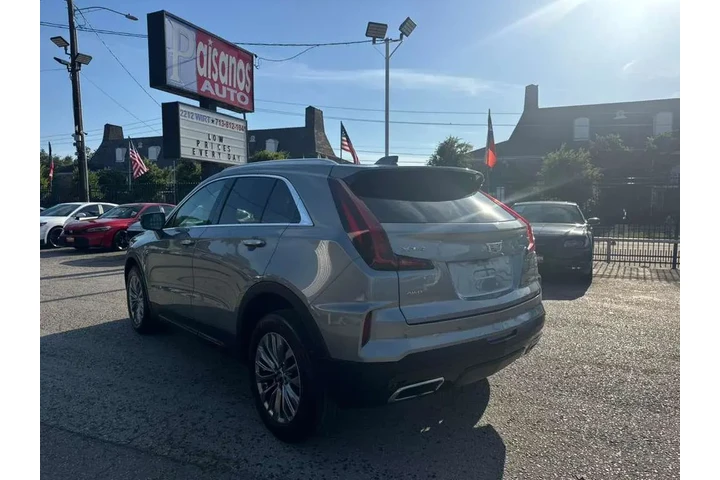 2024 XT4 Premium Luxury AWD image 4