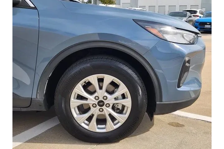 $21555 : Ford Escape 2023 AWD Active image 8