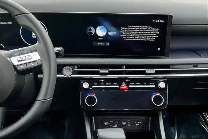 $30145 : Hyundai TUCSON 2025 AWD SEL image 9