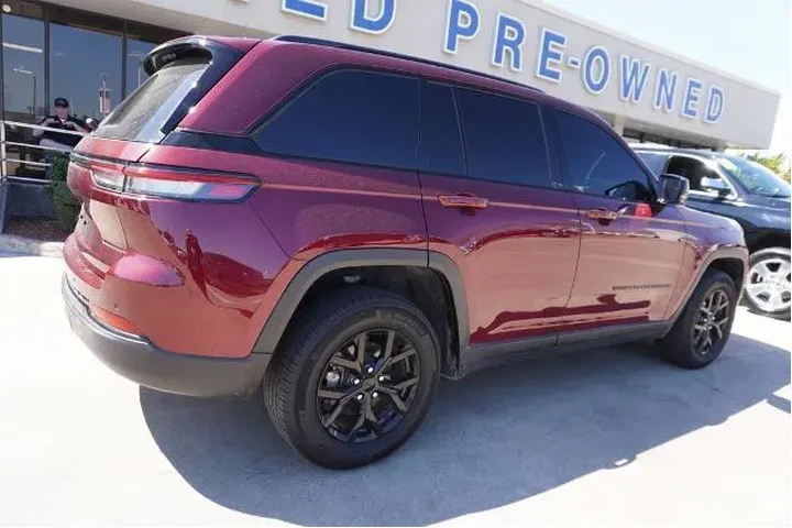 $32788 : Jeep Grand Cherokee 2024 4x4 image 6