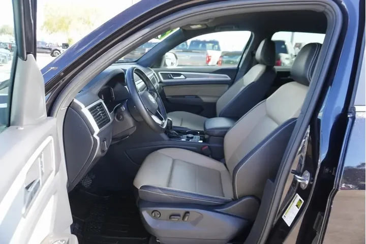 $27988 : Volkswagen Atlas Cross Sport image 7