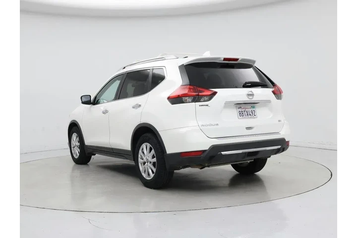 $12599 : Nissan Rogue 2017 SV 4dr Cro image 2