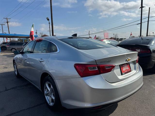 $15999 : 2018 Malibu LS image 9