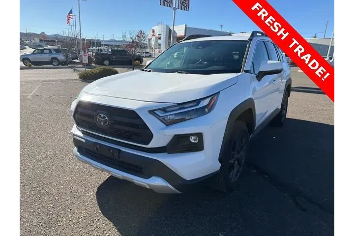 $31007 : Toyota RAV4 2023 AWD Adventu image 1