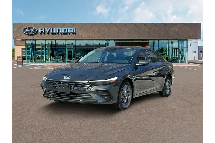 $24573 : Hyundai ELANTRA Hybrid 2025 image 1