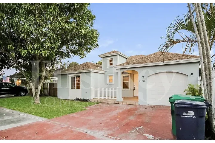 $2150 : HOME FOR RENT IN MAIMI FL image 10