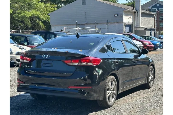 $4000 : 2017 Elantra image 8