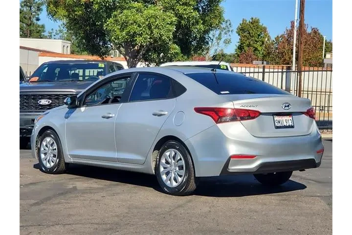 $11990 : Hyundai ACCENT 2020 SE 4dr S image 2