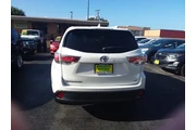 $16999 : 2014 Highlander LE thumbnail