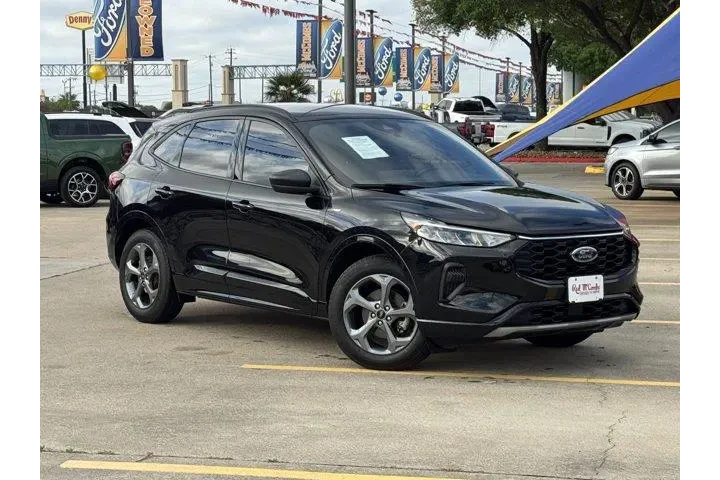 $20571 : Ford Escape 2024 ST-Line 4dr image 1