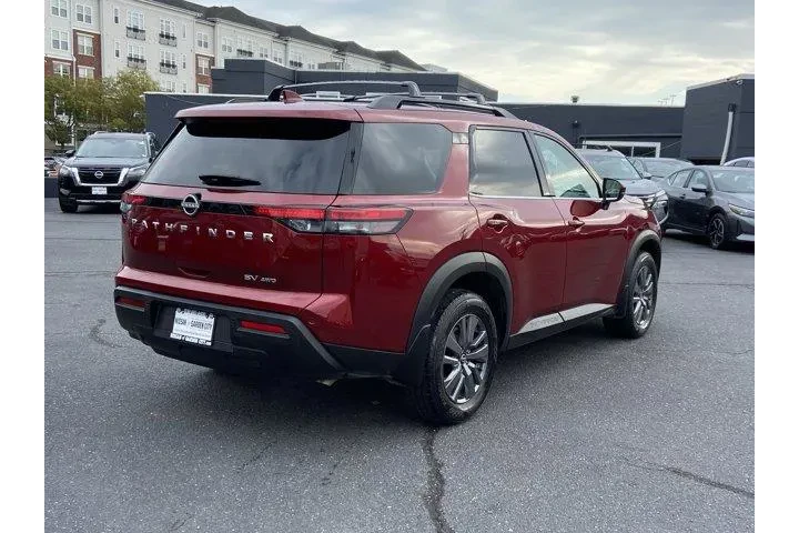 Nissan Pathfinder 2024 AWD S image 4