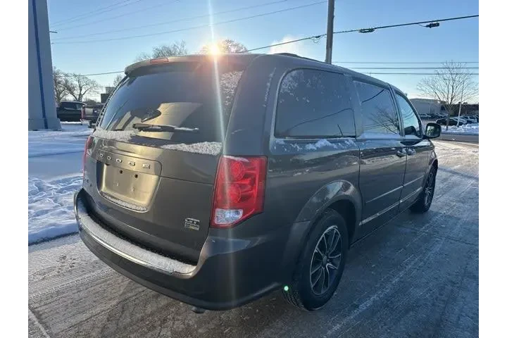 $9000 : Dodge Grand Caravan 2017 GT image 7
