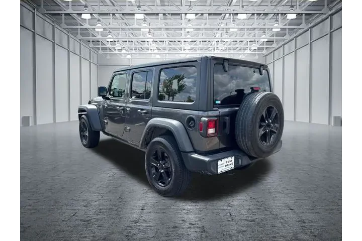 $25850 : Jeep Wrangler Unlimited 2021 image 5
