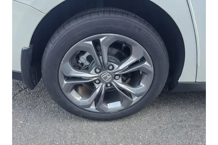 $28498 : Honda Accord 2023 EX 4dr Sed image 9