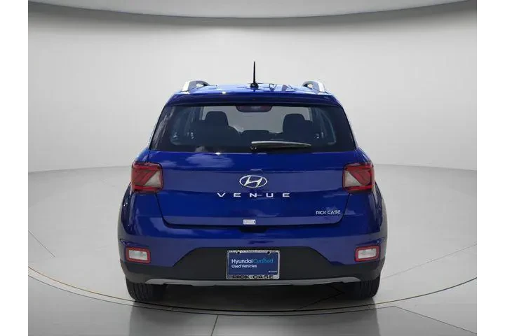 $20400 : Hyundai VENUE 2025 SEL 4dr C image 6