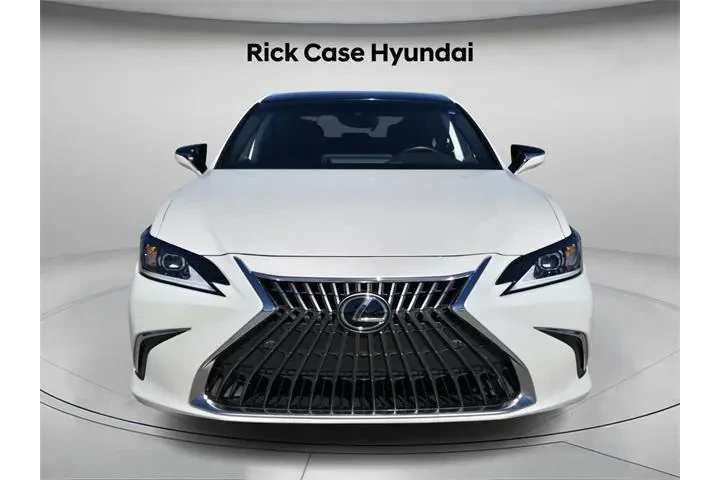 $32687 : Lexus ES 350 2023 4dr Sedan image 4