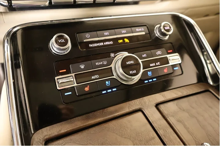 $35759 : Lincoln Navigator 2019 4x4 R image 8