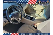 $13995 : Ford Taurus 2015 SE 4dr Seda thumbnail