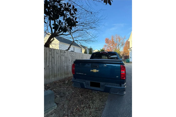 $9500 : 2019 Colorado LT image 4