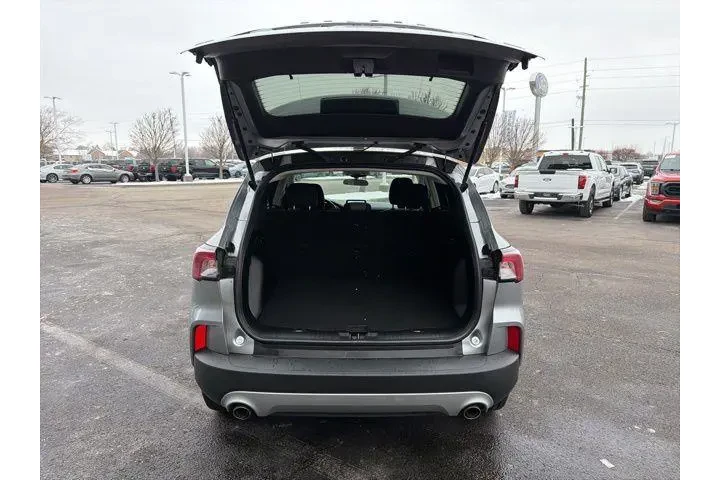 $19995 : Ford Escape Hybrid 2021 SE 4 image 10