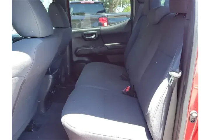 $25990 : Toyota Tacoma 2017 4x2 TRD O image 10