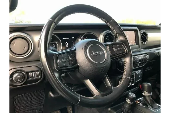 $29995 : Jeep Gladiator 2021 4x4 Free image 7