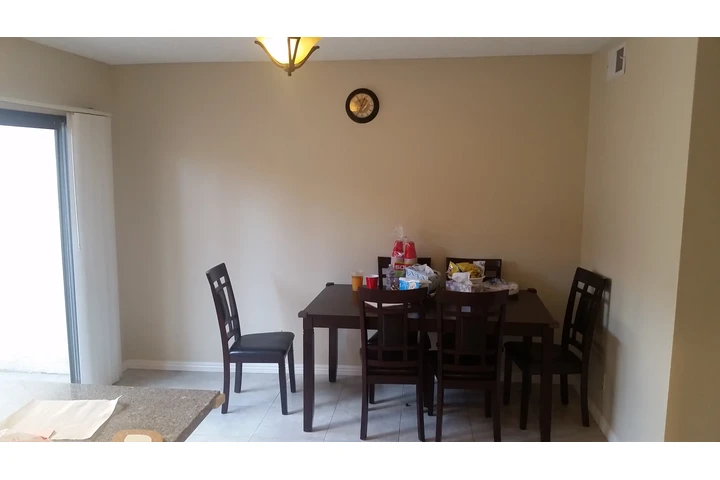 $3200 : Renta townhouse en BaldwinPark image 9