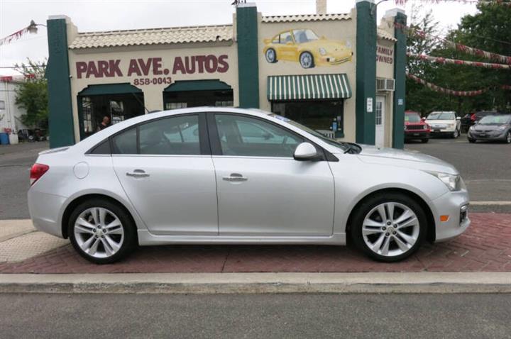 $7995 : 2015 Cruze LTZ Auto image 3