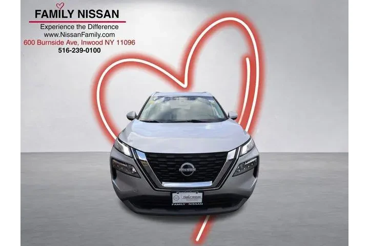 $21777 : Nissan Rogue 2023 AWD SV 4dr image 2