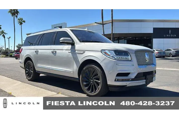 $39075 : Lincoln Navigator L 2020 4x4 image 1